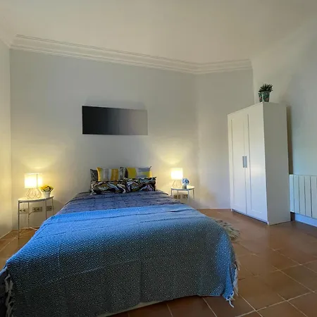 - San Joan Vandrerhjem Barcelona